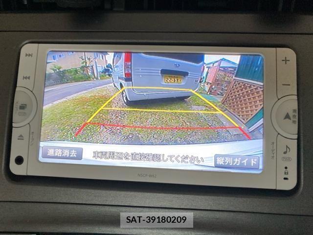 Toyota PRIUS 2014-08 7509727-15