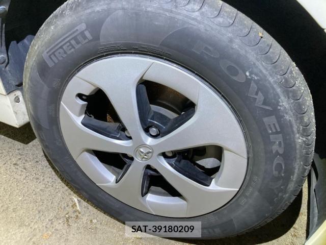 Toyota PRIUS 2014-08 7509727-2