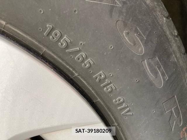 Toyota PRIUS 2014-08 7509727-5
