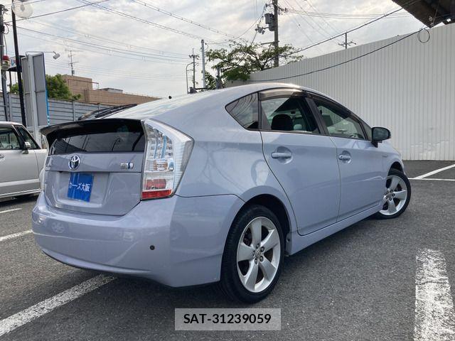 Toyota PRIUS 2009-06 7502343-3