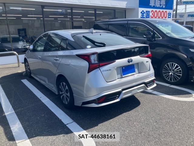 Toyota PRIUS 2019-08 7502324-1