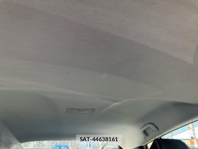 Toyota PRIUS 2019-08 7502324-22