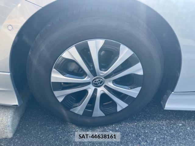 Toyota PRIUS 2019-08 7502324-4