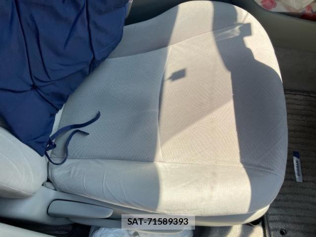 Toyota PRIUS 2009-12 7509740-13