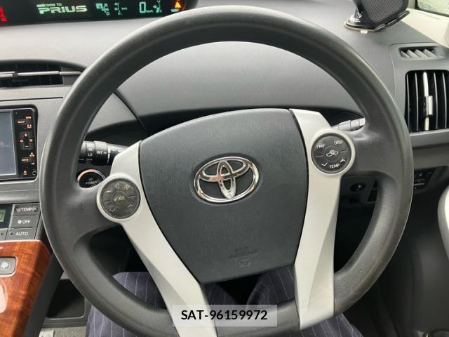 Toyota PRIUS 2010-08 7502351-10