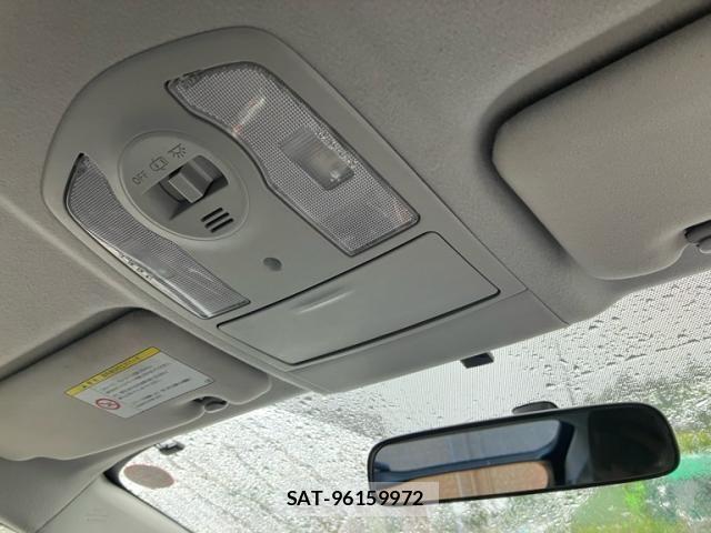 Toyota PRIUS 2010-08 7502351-15