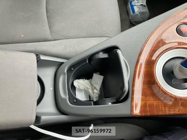Toyota PRIUS 2010-08 7502351-18