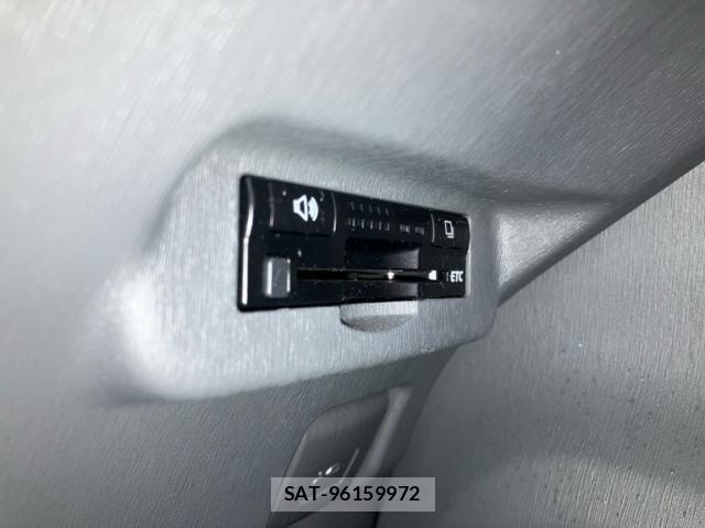 Toyota PRIUS 2010-08 7502351-20