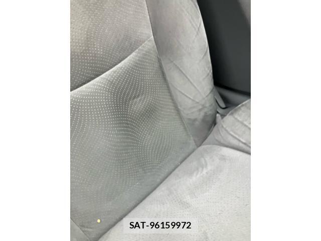 Toyota PRIUS 2010-08 7502351-23