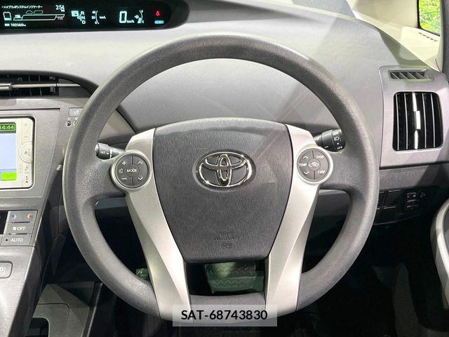 Toyota PRIUS 2012-06 7509718-10