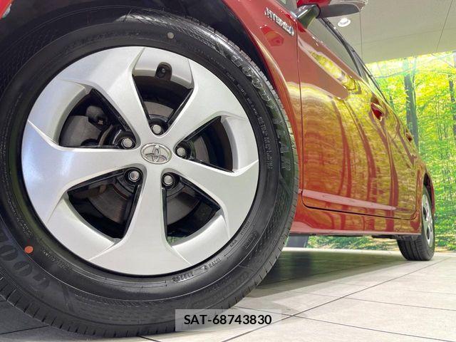 Toyota PRIUS 2012-06 7509718-12