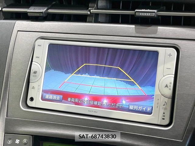 Toyota PRIUS 2012-06 7509718-3