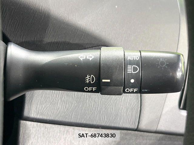 Toyota PRIUS 2012-06 7509718-6