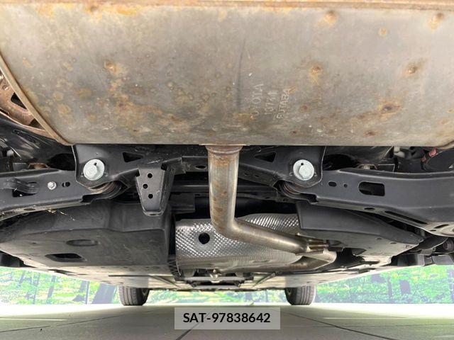 Toyota PRIUS 2021-09 7502288-18