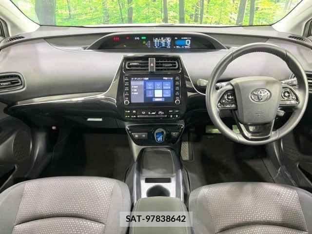 Toyota PRIUS 2021-09 7502288-1