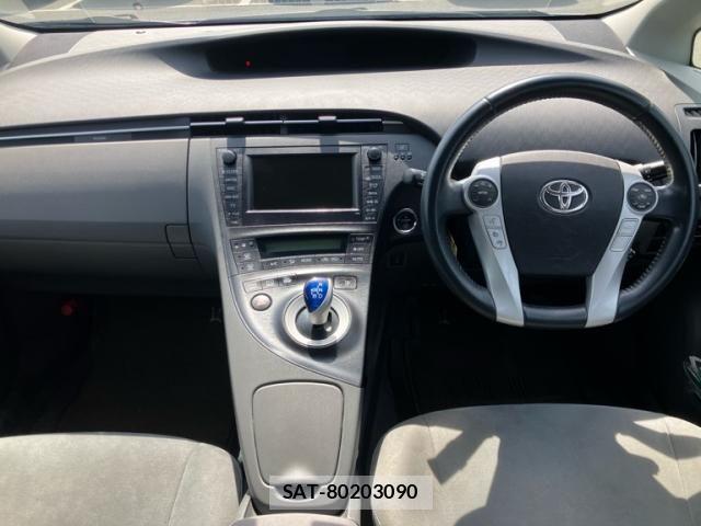 Toyota PRIUS 2009-07 7502353-17