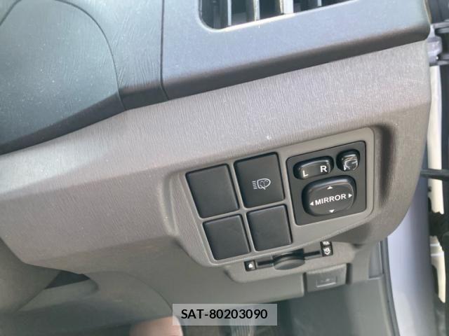 Toyota PRIUS 2009-07 7502353-18