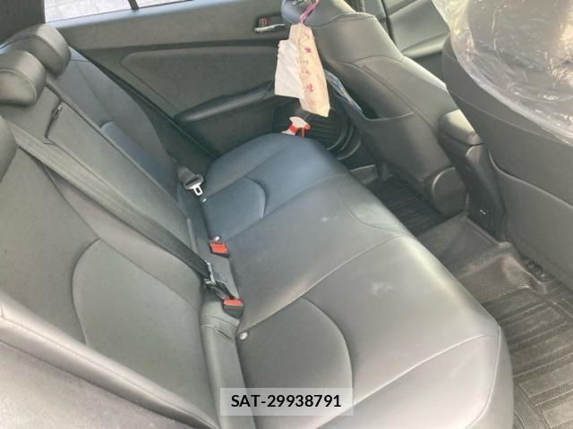 Toyota PRIUS 2022-03 7502286-13