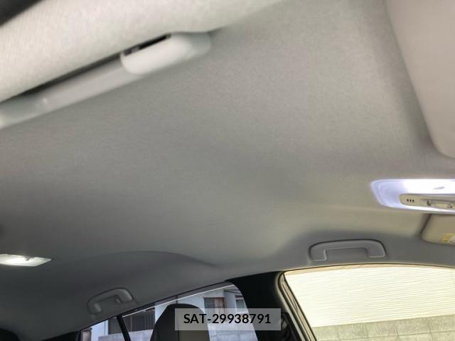 Toyota PRIUS 2022-03 7502286-14
