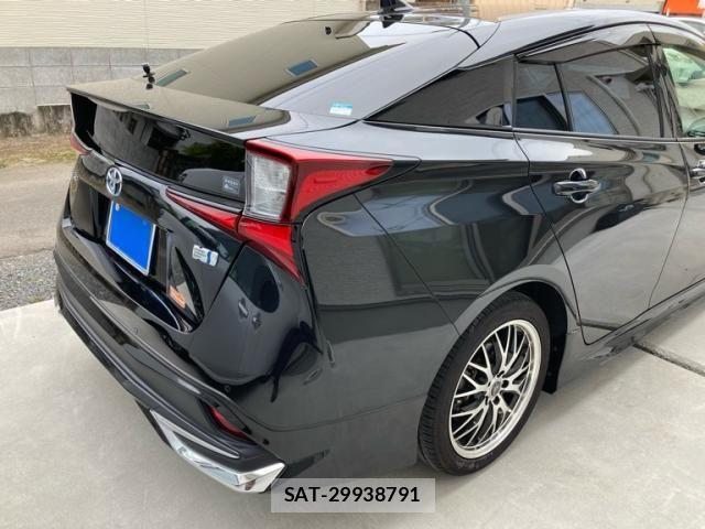 Toyota PRIUS 2022-03 7502286-3