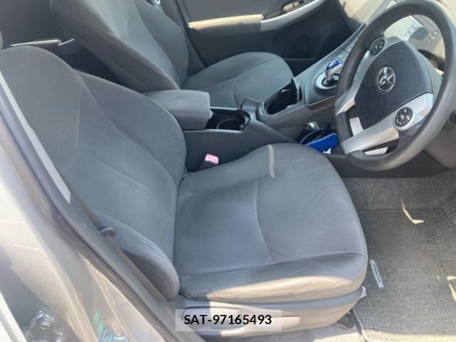 Toyota PRIUS 2010-05 7502360-11