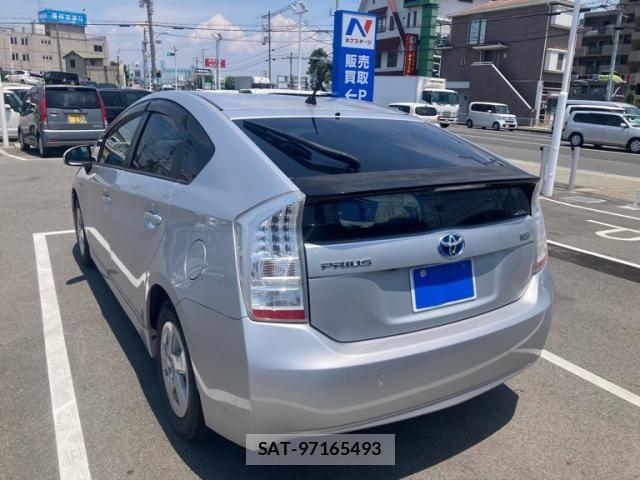 Toyota PRIUS 2010-05 7502360-3