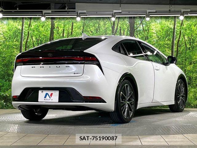 Toyota PRIUS 2024-07 7502271-15