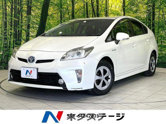 Toyota PRIUS 2013-06 7502334-0