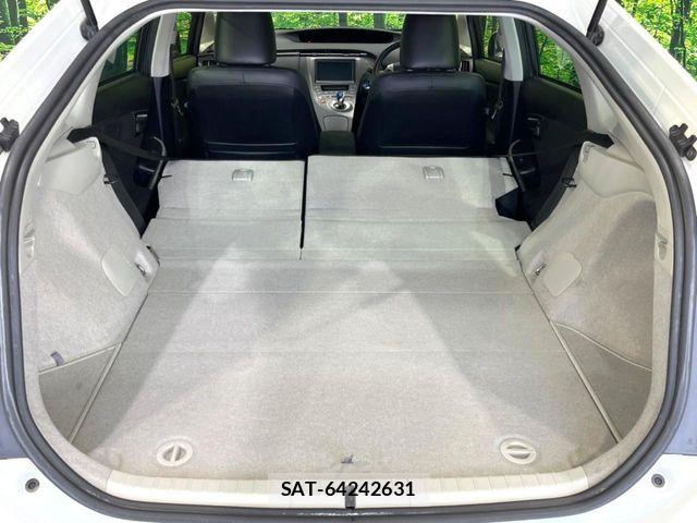 Toyota PRIUS 2013-06 7502334-9
