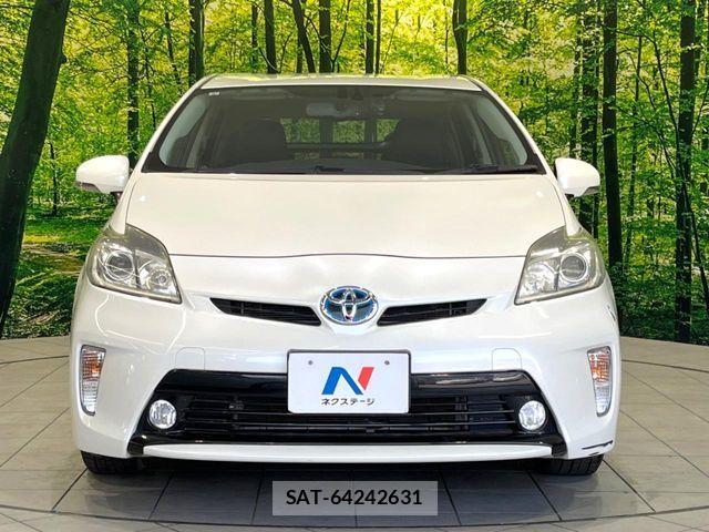 Toyota PRIUS 2013-06 7502334-13