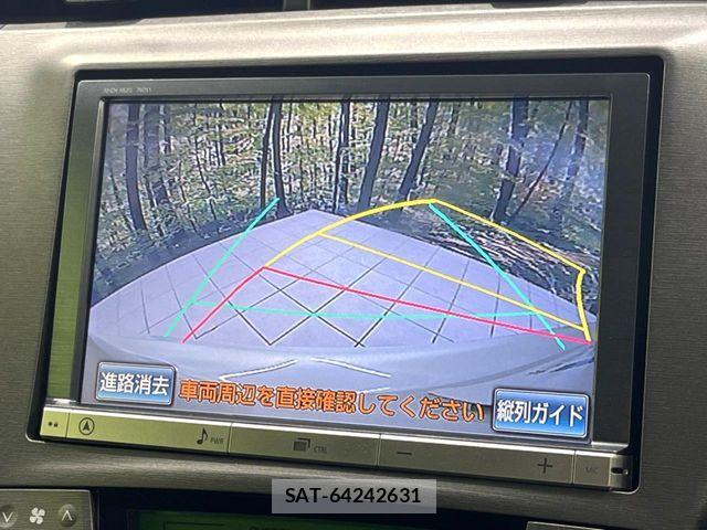 Toyota PRIUS 2013-06 7502334-3