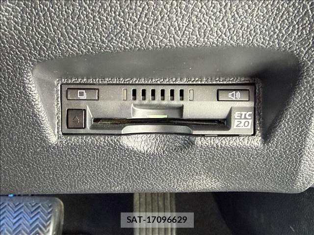 Toyota PRIUS 2019-05 7502311-13