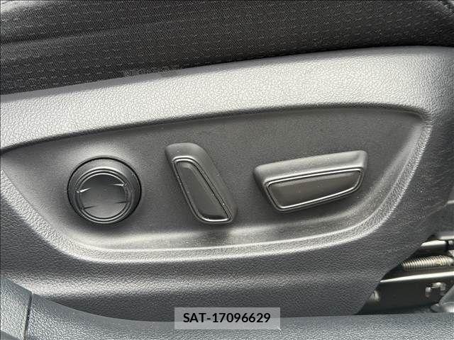 Toyota PRIUS 2019-05 7502311-16