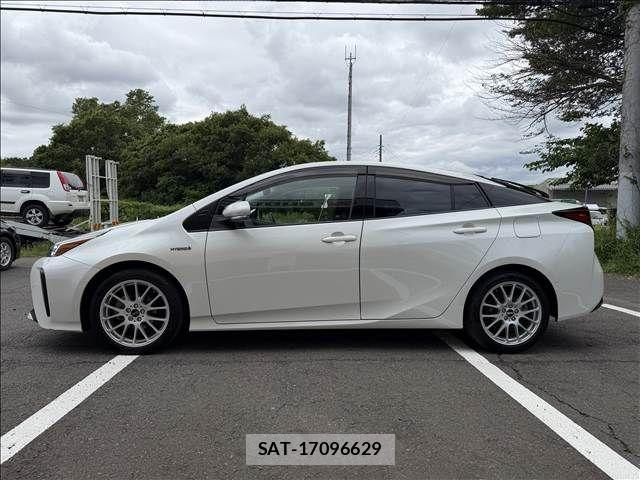 Toyota PRIUS 2019-05 7502311-5