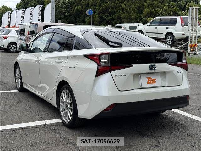 Toyota PRIUS 2019-05 7502311-7