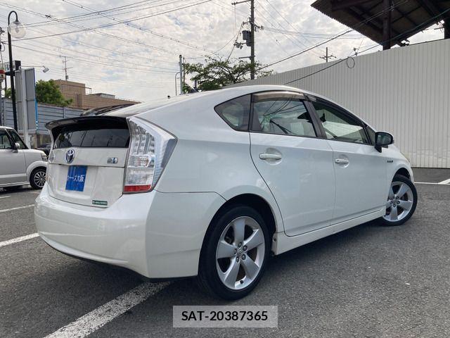 Toyota PRIUS 2010-12 7502342-3