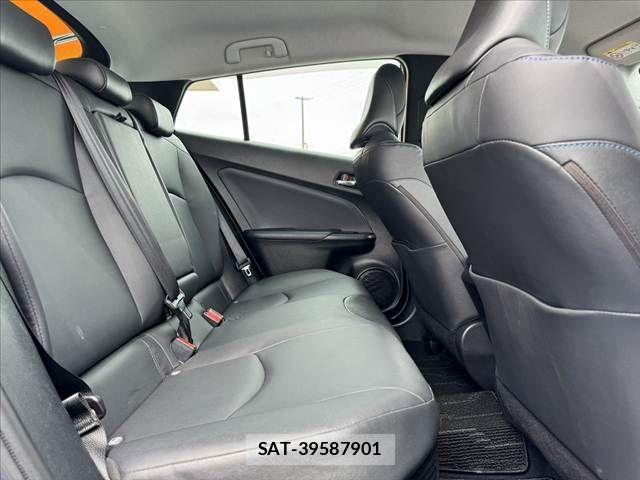 Toyota PRIUS 2019-06 7502318-16