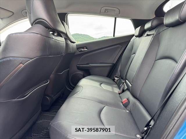 Toyota PRIUS 2019-06 7502318-18