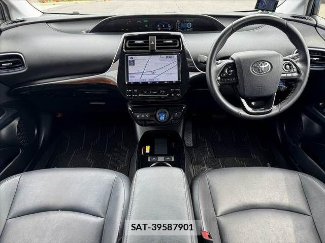 Toyota PRIUS 2019-06 7502318-1