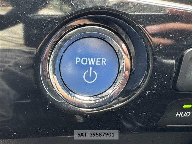Toyota PRIUS 2019-06 7502318-23