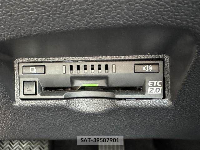 Toyota PRIUS 2019-06 7502318-25