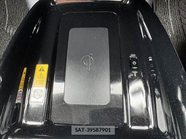 Toyota PRIUS 2019-06 7502318-4