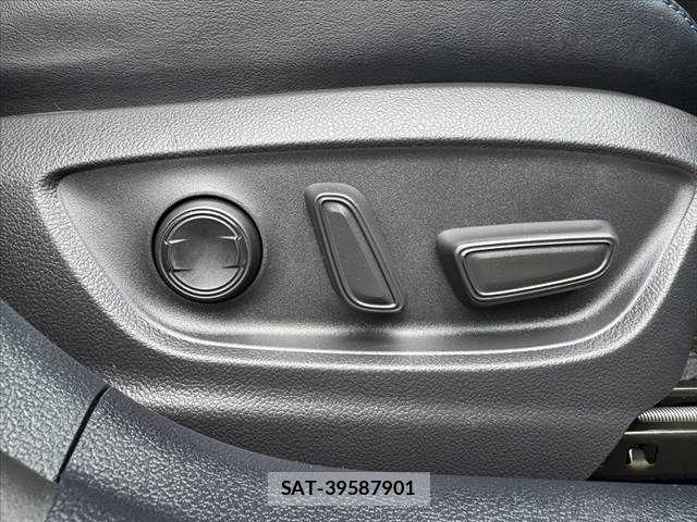 Toyota PRIUS 2019-06 7502318-6