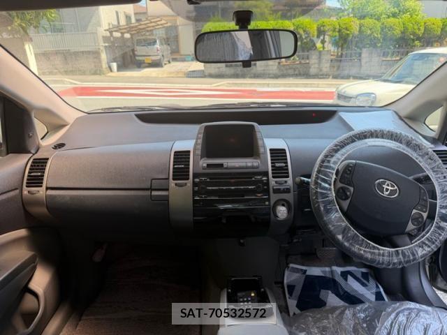 Toyota PRIUS 2006-07 7502344-16