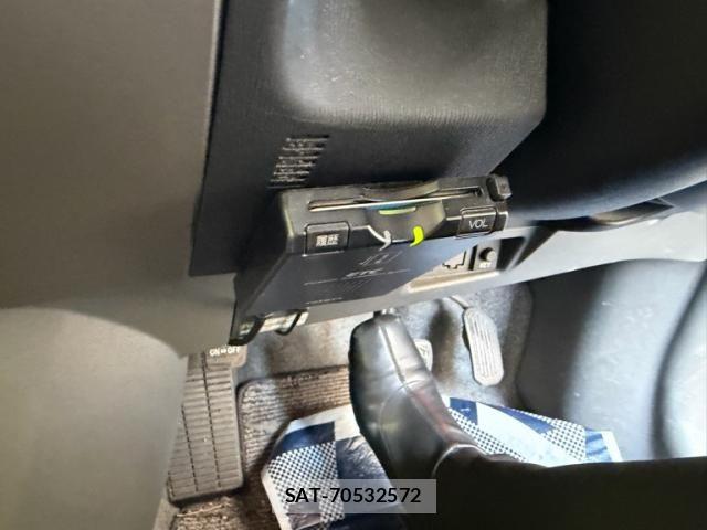 Toyota PRIUS 2006-07 7502344-21