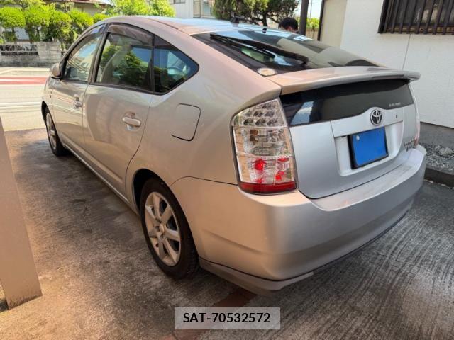 Toyota PRIUS 2006-07 7502344-3