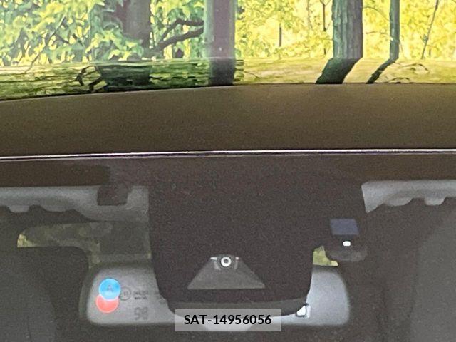 Toyota PRIUS 2018-03 7502303-4
