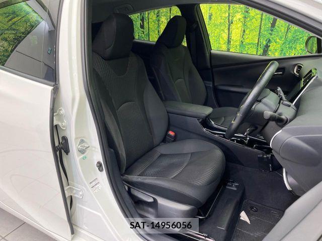 Toyota PRIUS 2018-03 7502303-7