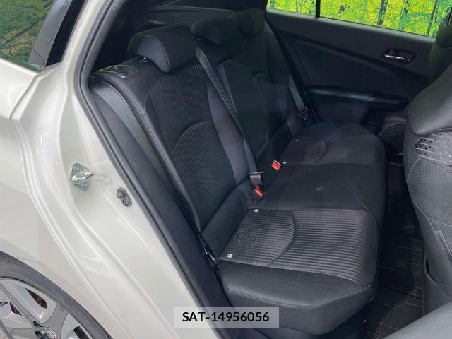 Toyota PRIUS 2018-03 7502303-8