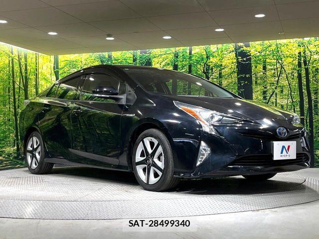Toyota PRIUS 2018-03 7502309-15